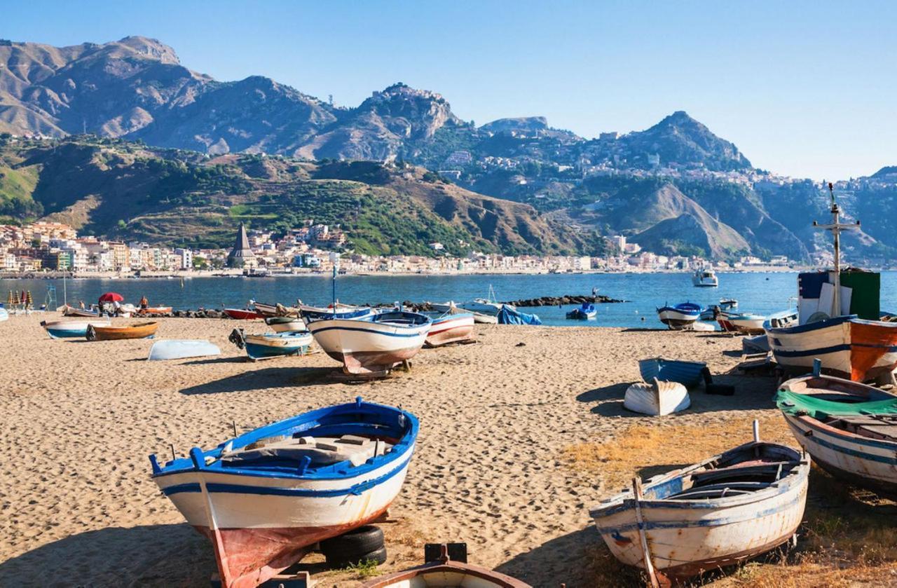 Roberto House Beach - Taormina Mare Giardini-Naxos Extérieur photo